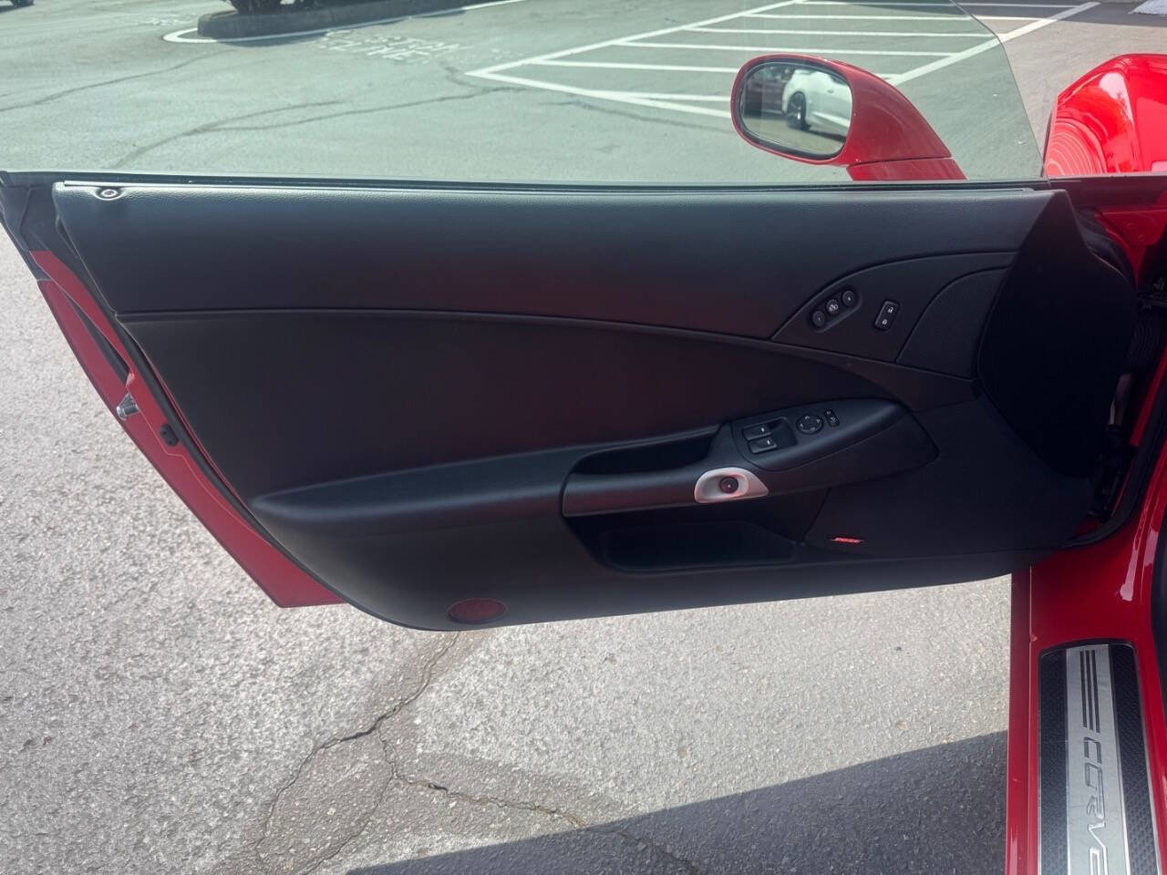 Used 2008 Chevrolet Corvette Coupe w/ Preferred Equipment Group RWD image 11