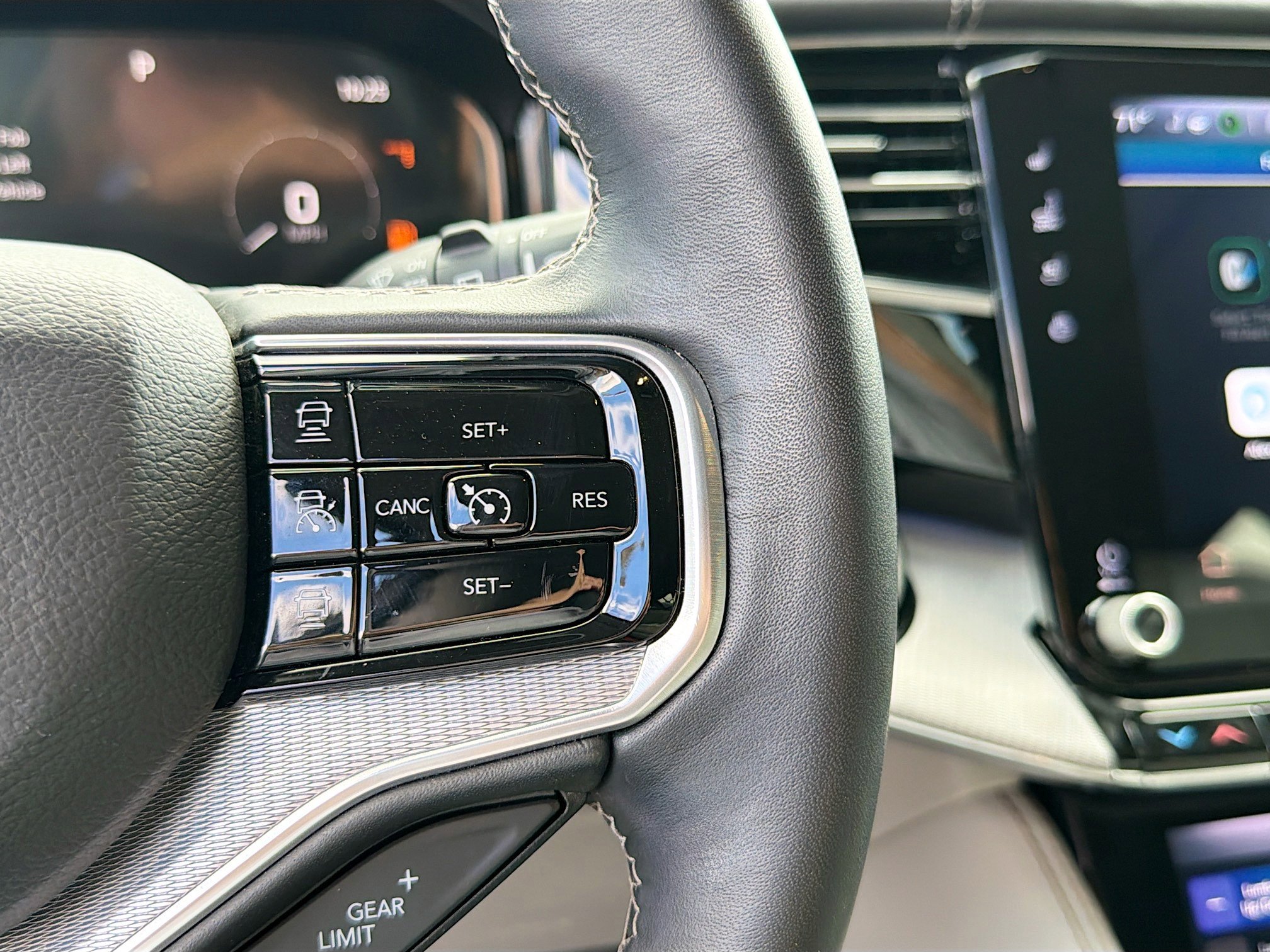 Used 2022 Jeep Grand Wagoneer Series I w/ Flexible Seating Group image 39