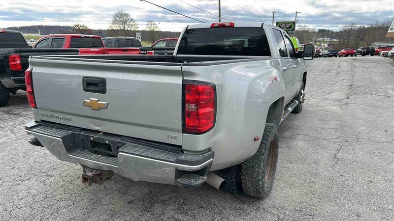 Used 2018 Chevrolet Silverado 3500 LTZ w/ Duramax Plus Package AWD/4WD image 8