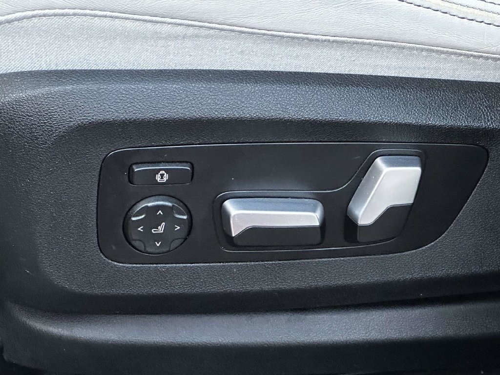 Used 2024 BMW X5 xDrive40i AWD/4WD image 15