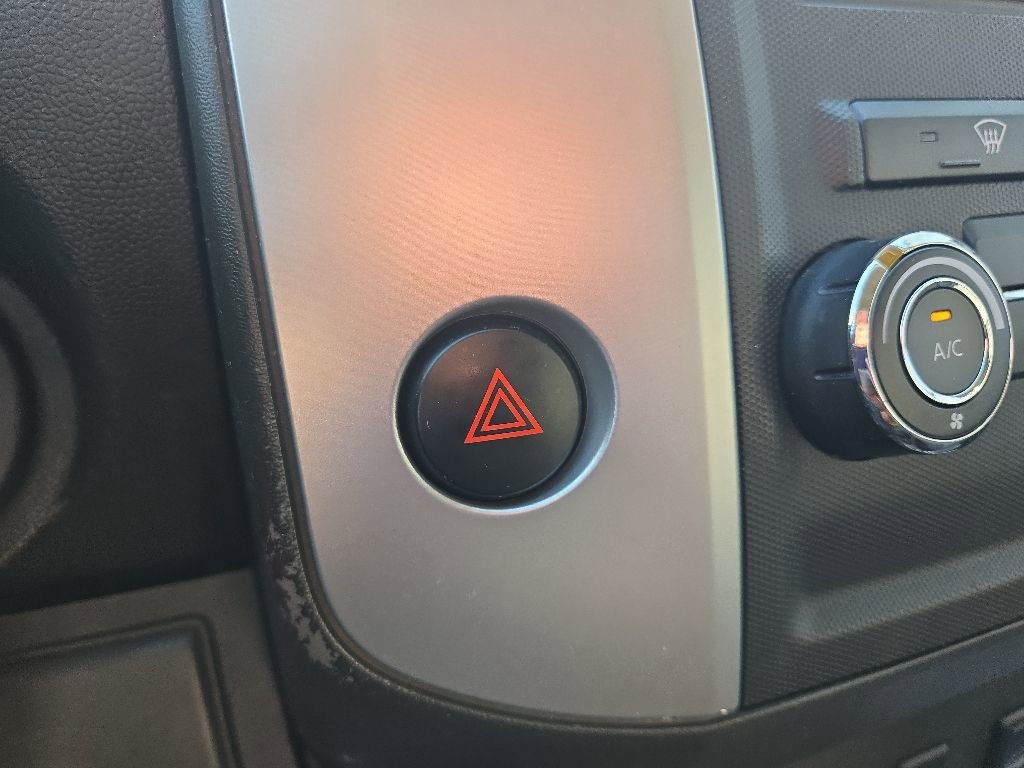 Used 2012 Suzuki Equator Sport AWD/4WD image 55