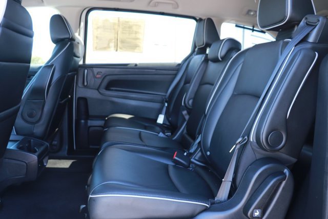 Certified 2025 Honda Odyssey Touring image 13