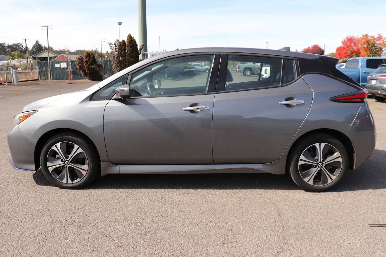 Used 2020 Nissan Leaf SL Plus FWD image 8