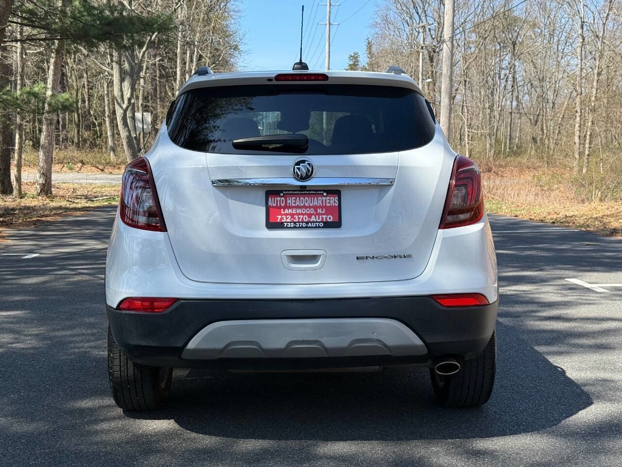 Used 2021 Buick Encore Preferred image 7