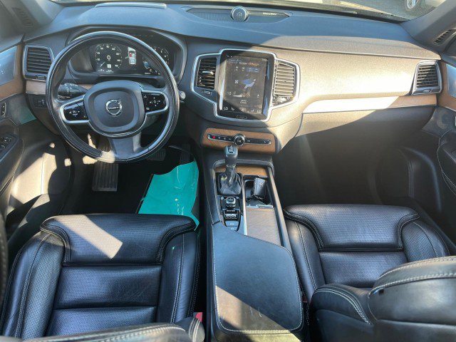 Used 2017 Volvo XC90 T6 Inscription w/ Vision Package AWD/4WD image 18