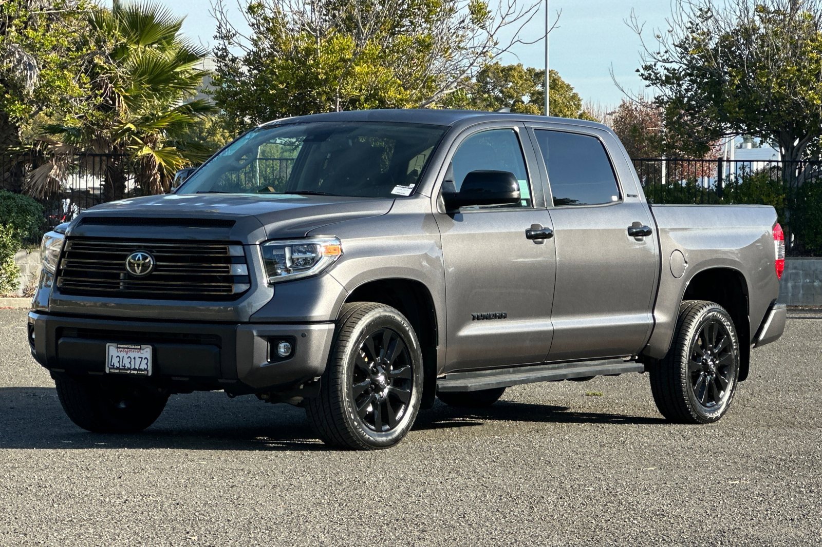 Used 2021 Toyota Tundra Limited w/ Limited Premium Package image 7