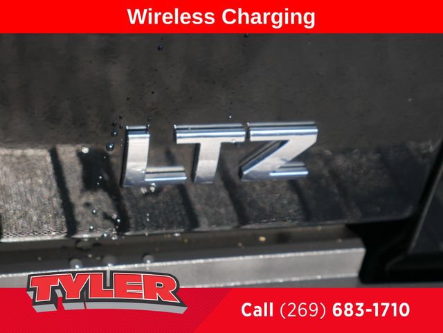 Used 2017 Chevrolet Silverado 1500 LTZ Z71 w/ LTZ Plus Package AWD/4WD image 14
