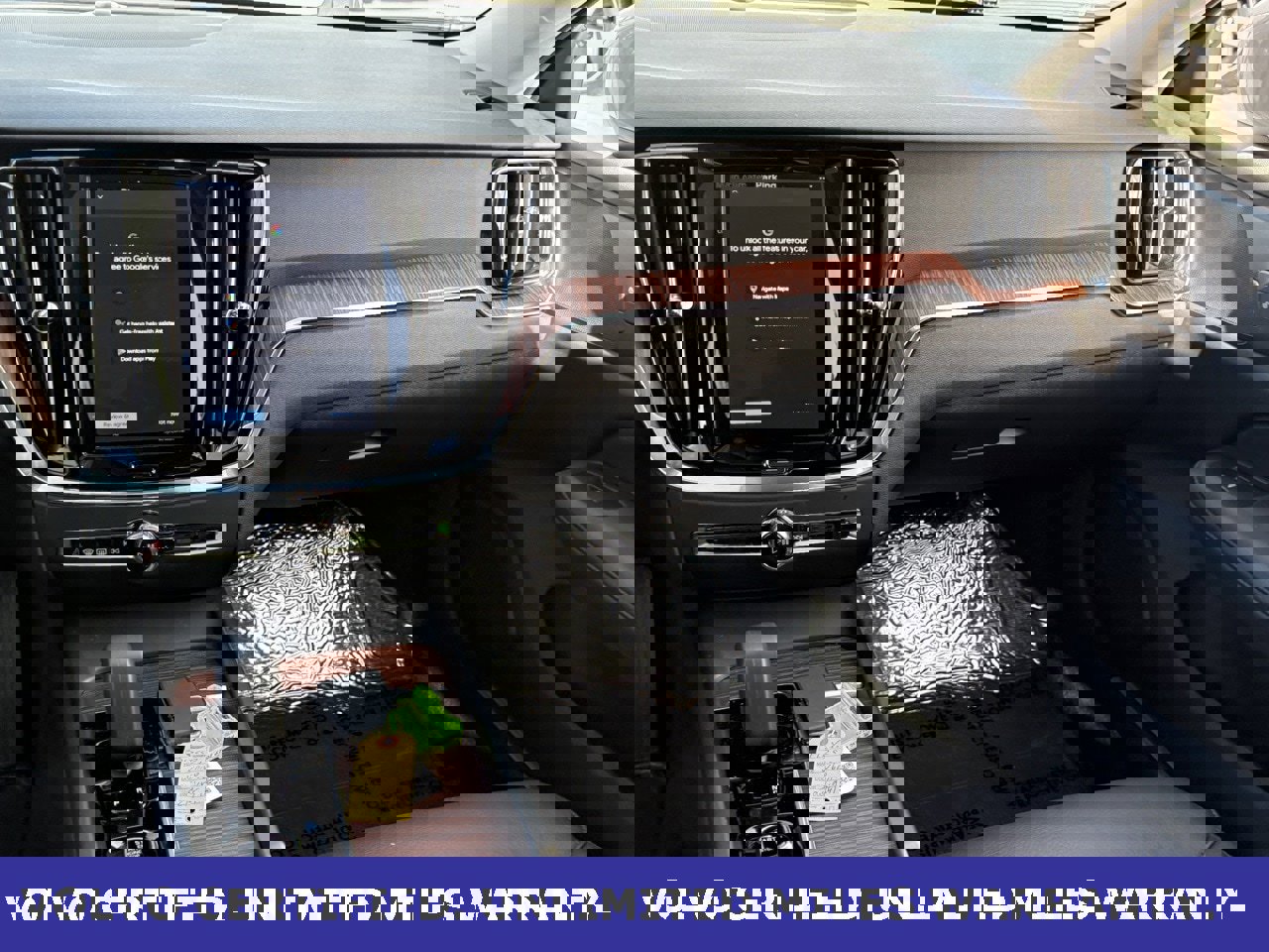 Certified 2025 Volvo V60 B5 Cross Country Plus image 15