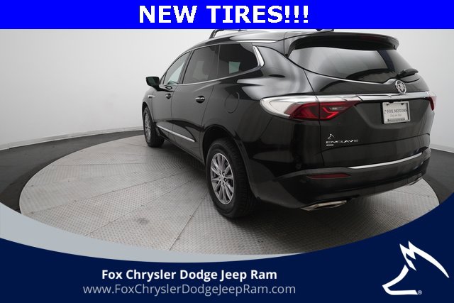 Used 2024 Buick Enclave Essence w/ LPO, Floor Liner Package image 34