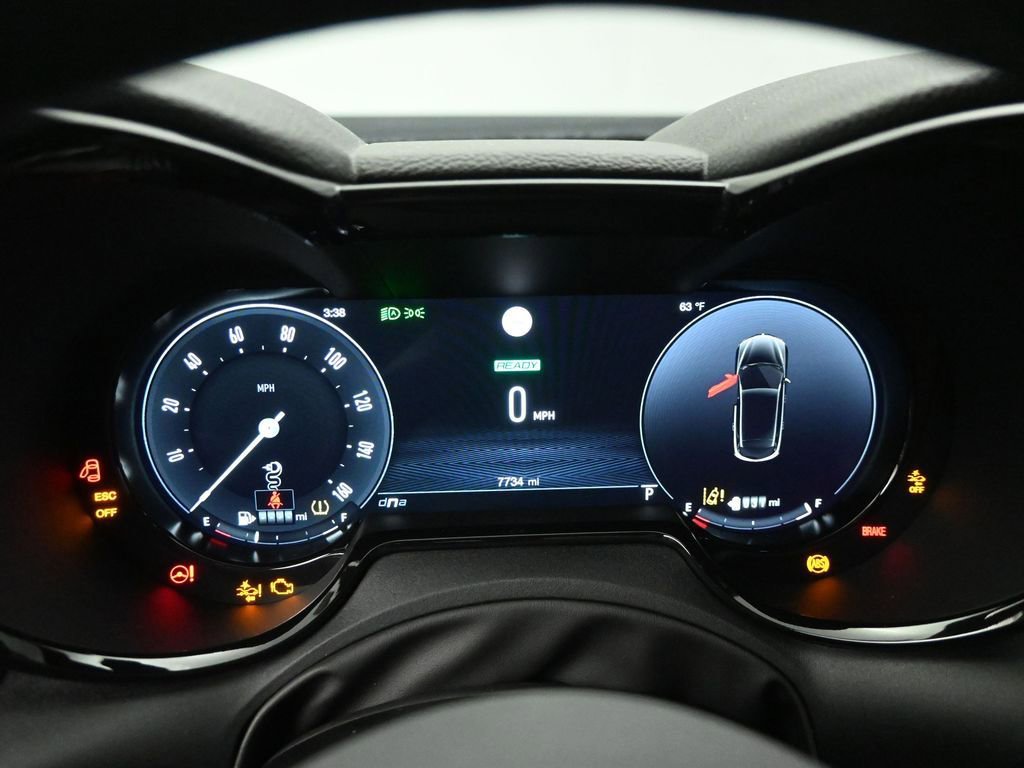 Used 2024 Alfa Romeo Tonale Ti w/ Premium Interior Package image 15