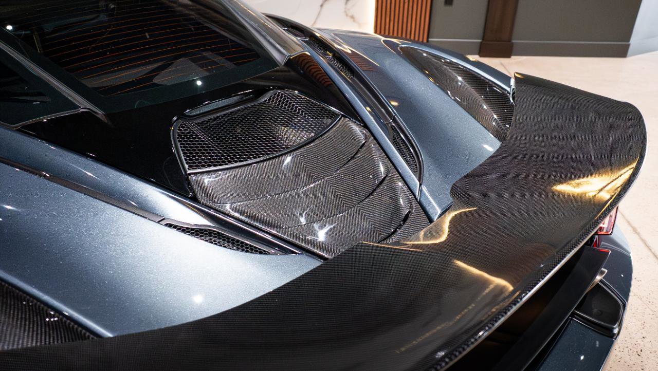 Used 2018 McLaren 720S Luxury RWD image 36