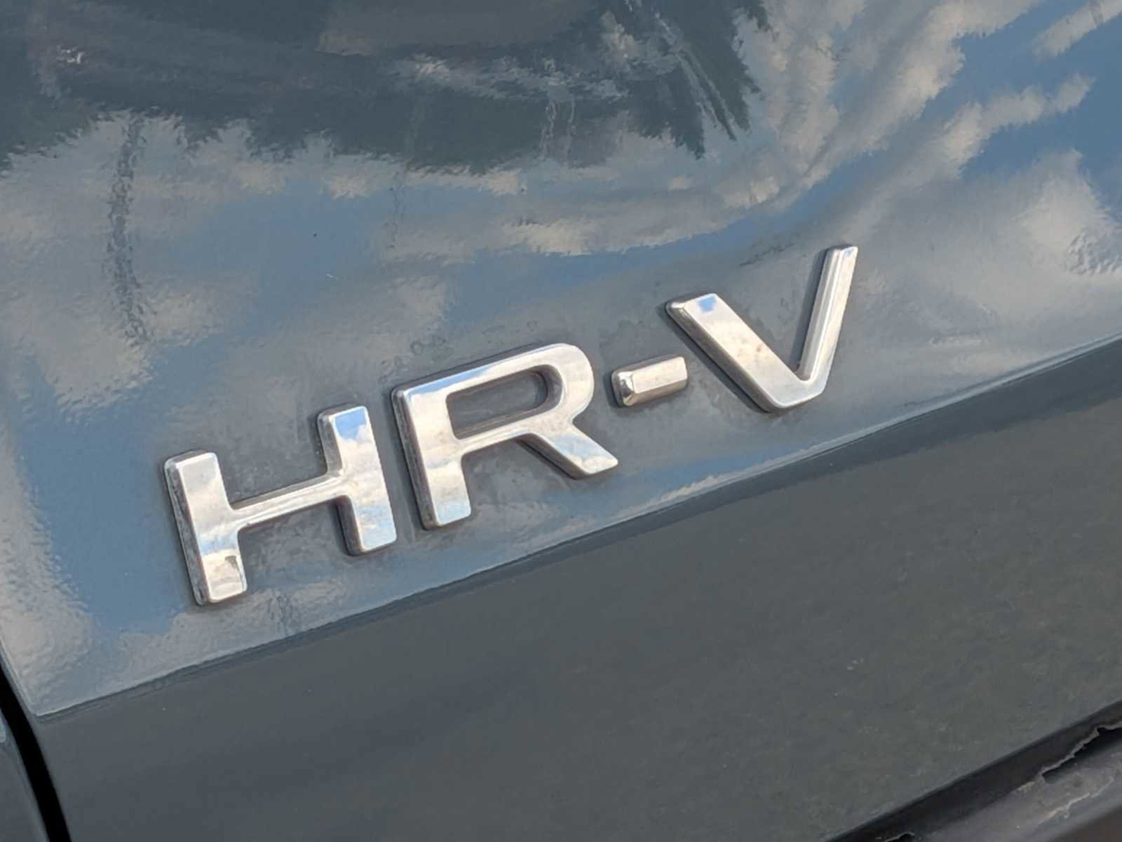 Used 2024 Honda HR-V LX image 11