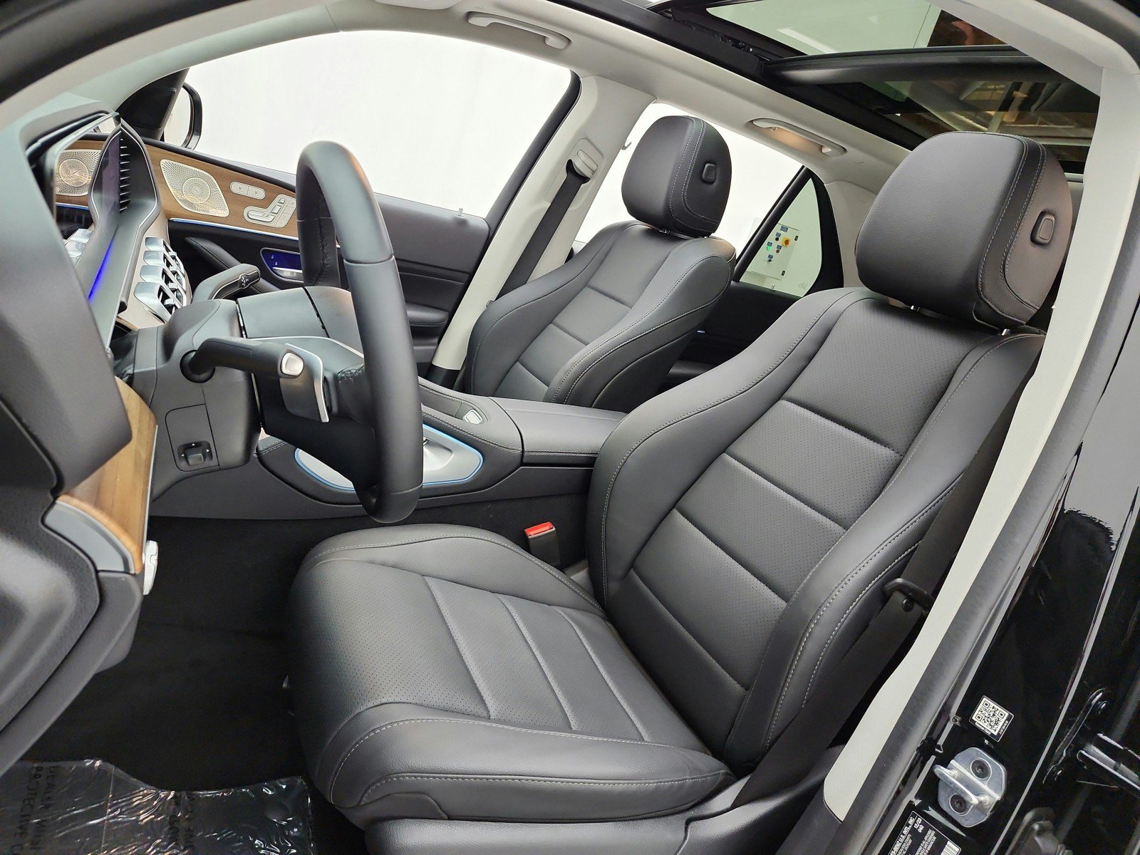 Certified 2024 Mercedes-Benz GLE 450 4MATIC image 10