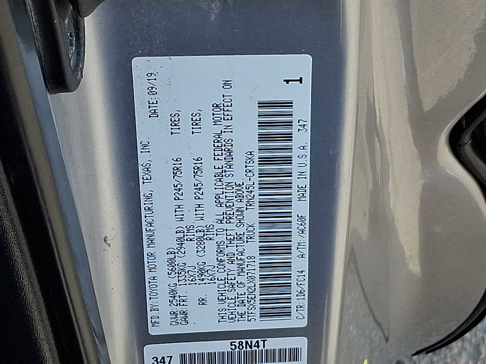 Certified 2020 Toyota Tacoma SR5 w/ SR5 Appearance Package (SM) image 29