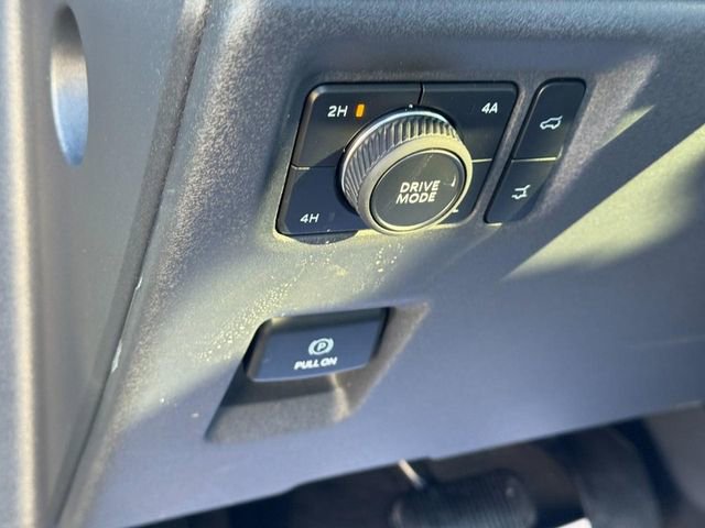 New 2025 Ford Expedition Platinum w/ Driver's Package image 13