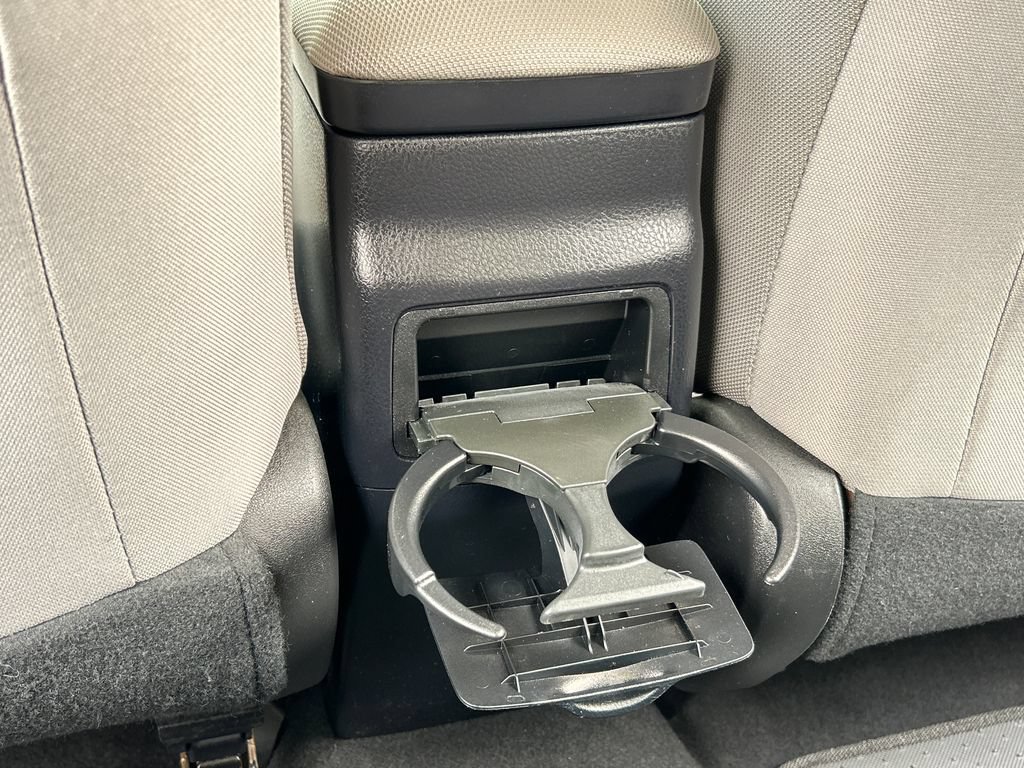 Used 2015 Toyota Corolla LE FWD image 17