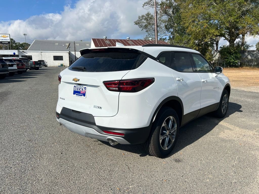 New 2026 Chevrolet Blazer LT image 8