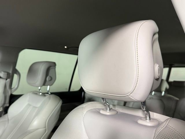 Used 2022 Jeep Wagoneer Series I image 13