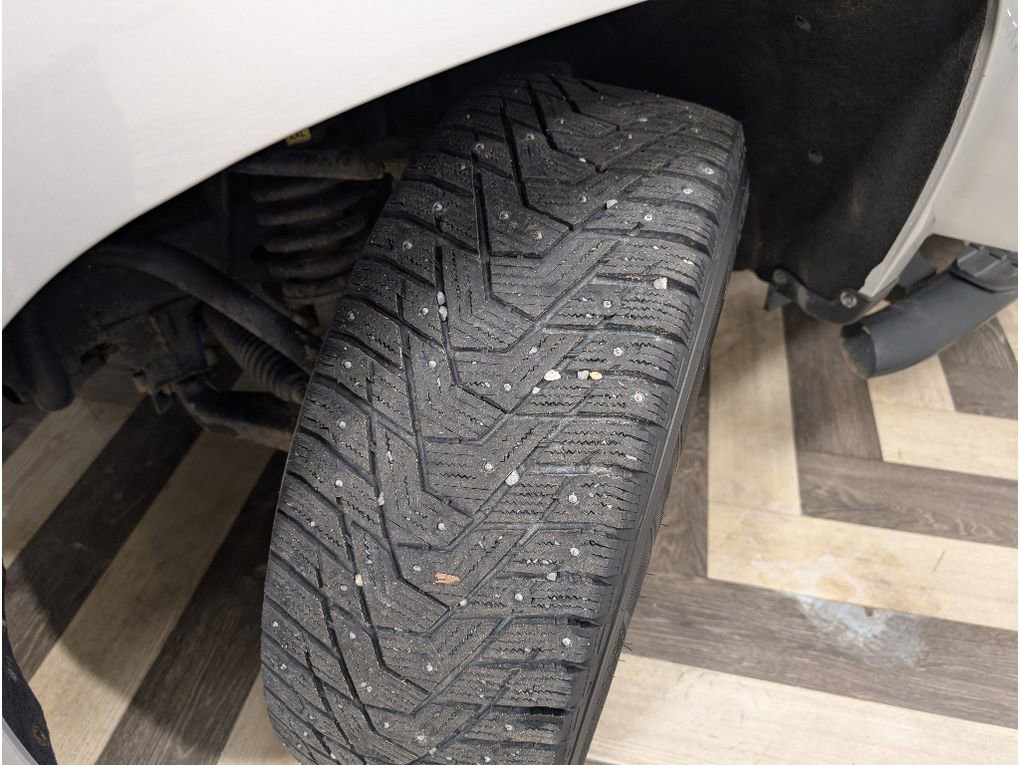 Used 2018 GMC Canyon SLT w/ Driver Alert Package image 19