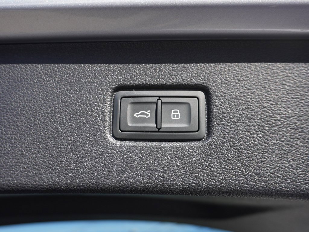 Used 2018 Audi Q7 3.0T Premium Plus w/ Premium Plus Package image 25