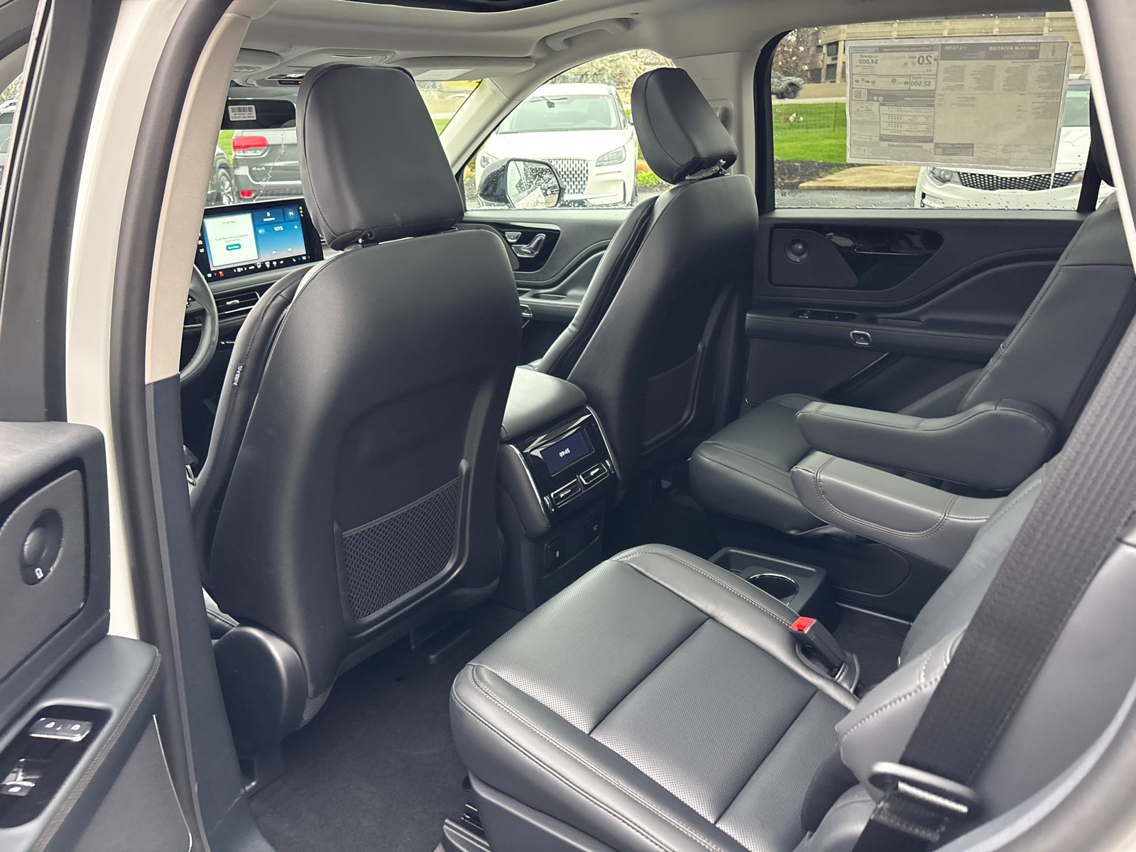 New 2026 Lincoln Aviator Reserve AWD/4WD image 27