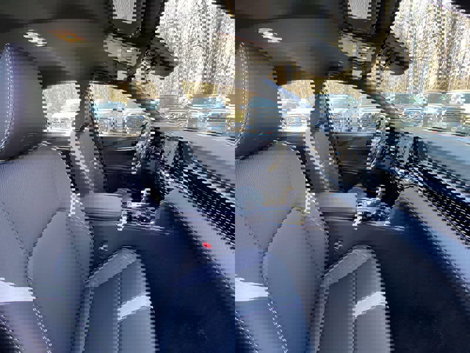 Used 2025 Toyota Camry SE image 23