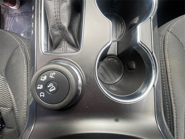 Used 2017 Ford Explorer XLT image 23