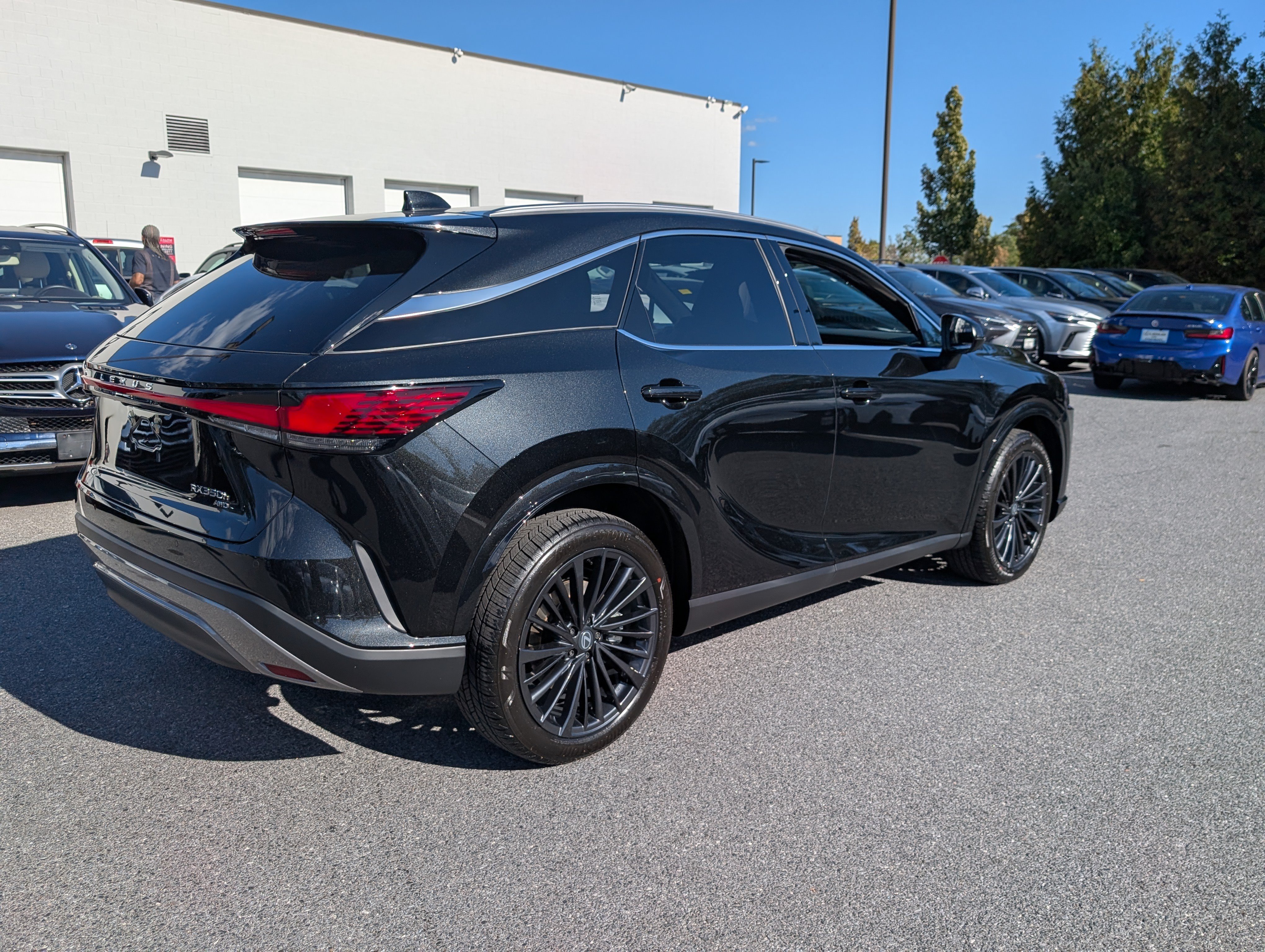 Certified 2026 Lexus RX 350h w/ Accessory Package (Z1) AWD/4WD image 3