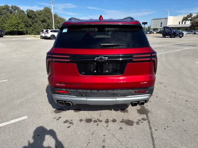 Used 2024 Chevrolet Traverse Z71 AWD/4WD image 4