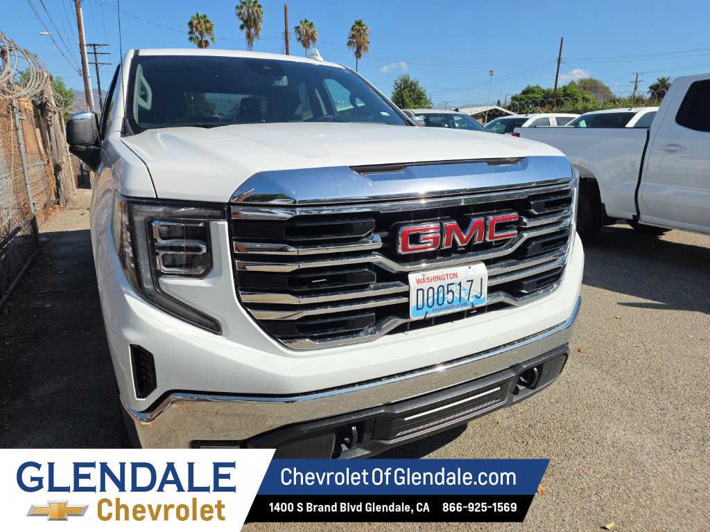 Certified 2025 GMC Sierra 1500 SLT AWD/4WD image 9