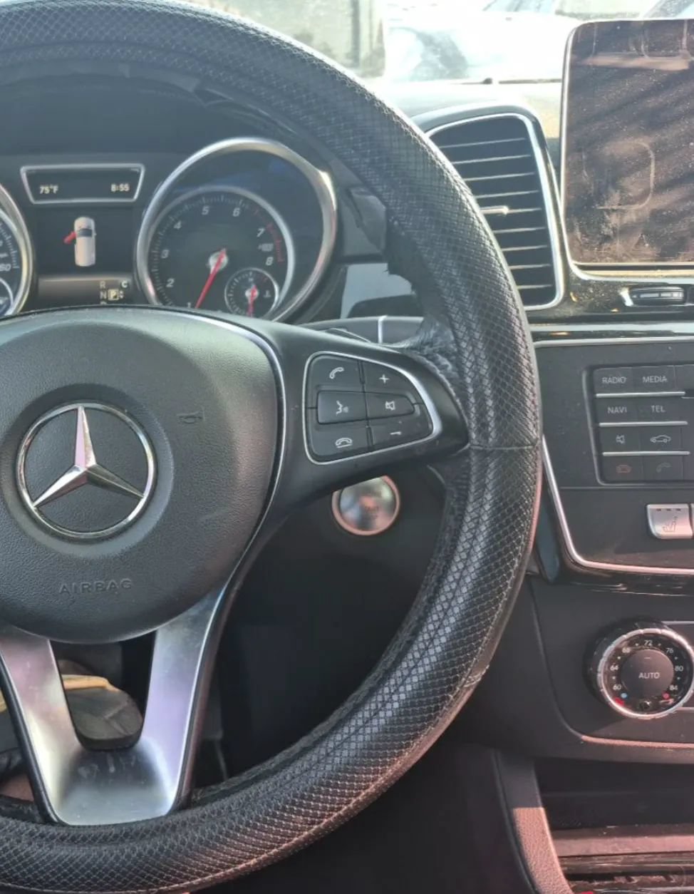 Used 2018 Mercedes-Benz GLE 350 4MATIC image 9