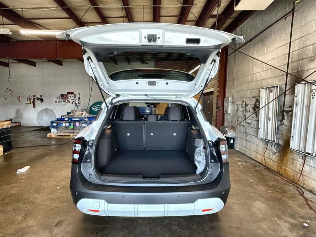 New 2025 Nissan Kicks SV w/ SV Premium Package AWD/4WD image 20