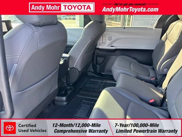 Certified 2026 Toyota Sienna LE FWD image 31