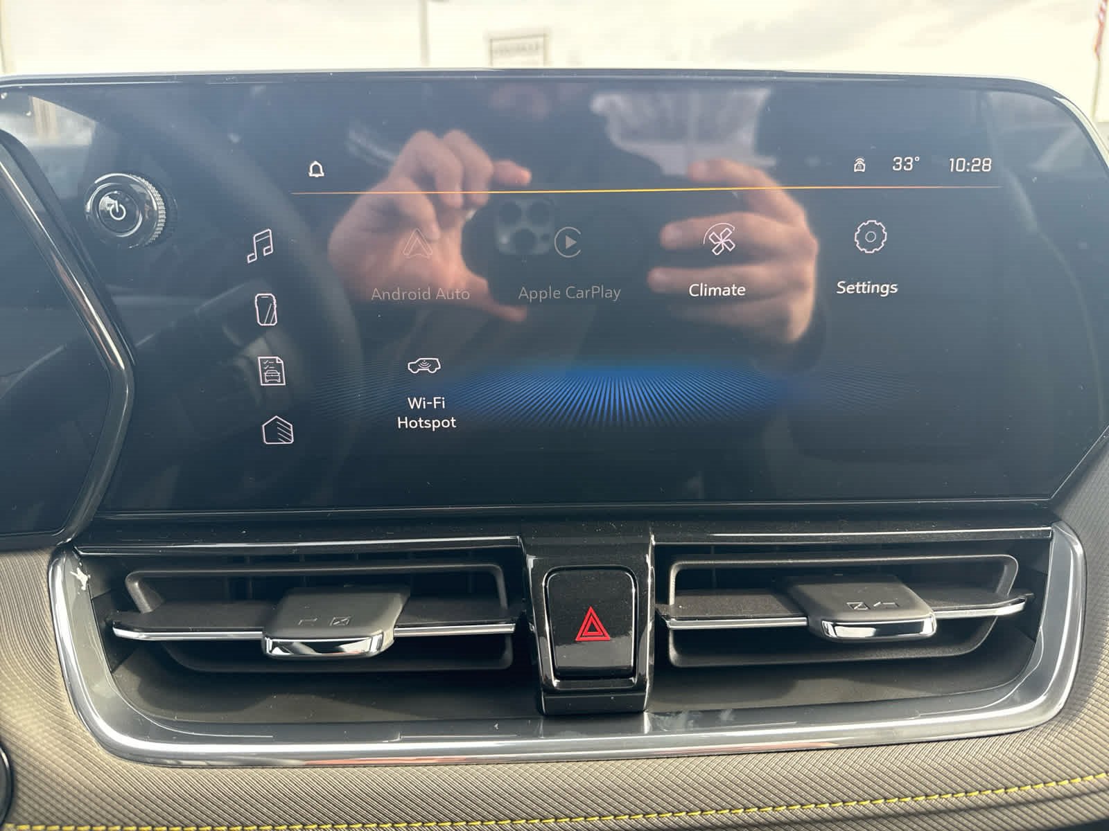 New 2025 Chevrolet TrailBlazer ACTIV w/ Convenience Package image 16