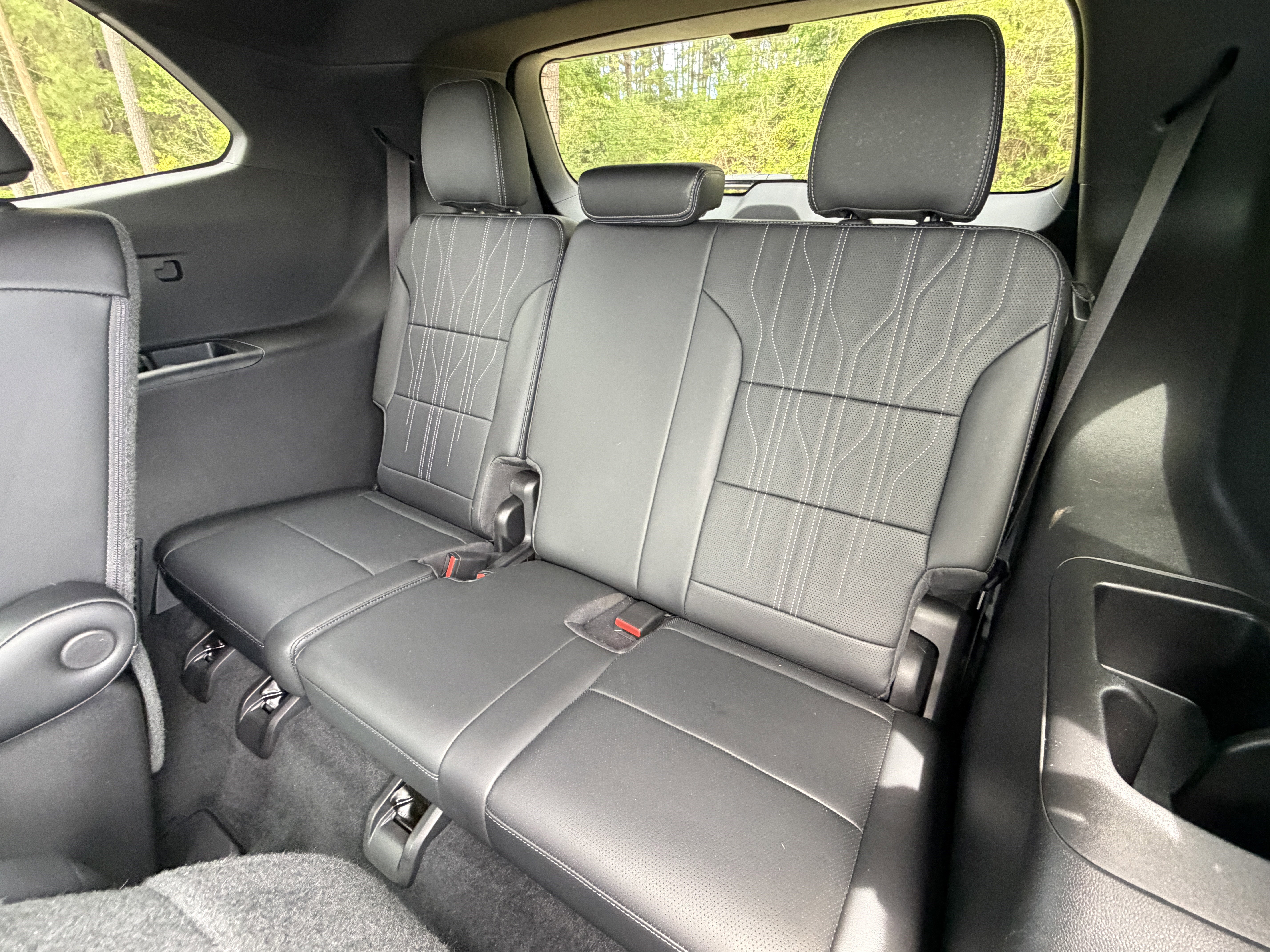 Used 2025 Buick Enclave Avenir w/ Super Cruise Package FWD image 20