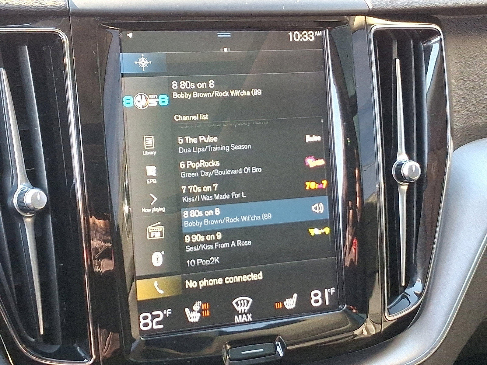 Used 2021 Volvo XC60 T5 Momentum w/ Premium Package image 19