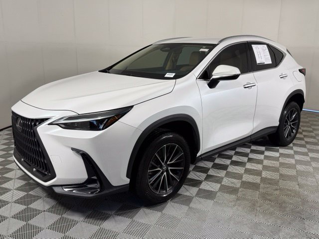 Used 2024 Lexus NX 250 FWD w/ Towing Package (2000 Lbs) image 2