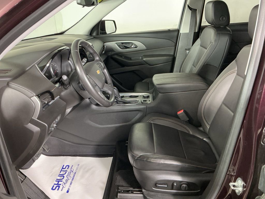 Used 2018 Chevrolet Traverse LT image 11