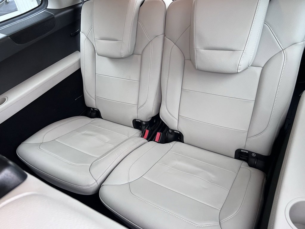 Used 2018 Mercedes-Benz GLS 450 4MATIC w/ Premium Package image 22