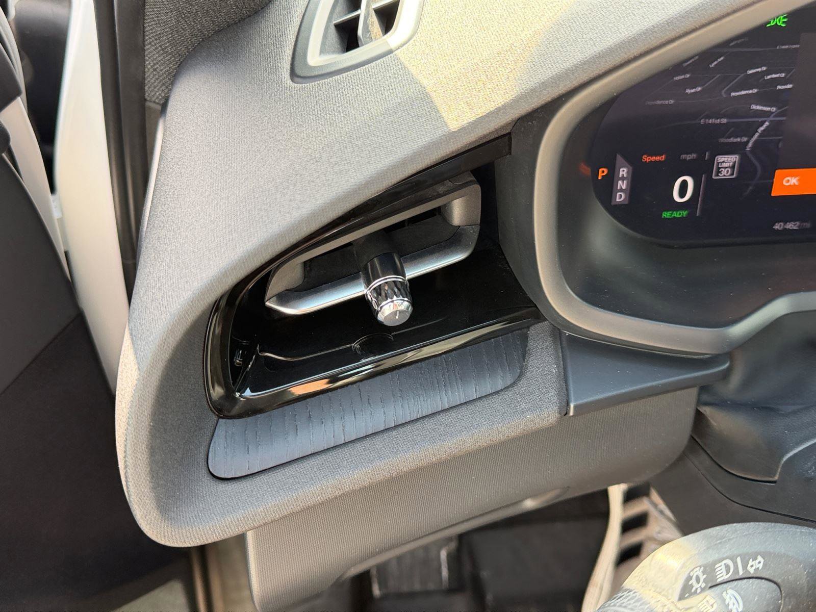 Used 2022 Polestar Polestar 2 w/ Plus Package image 37