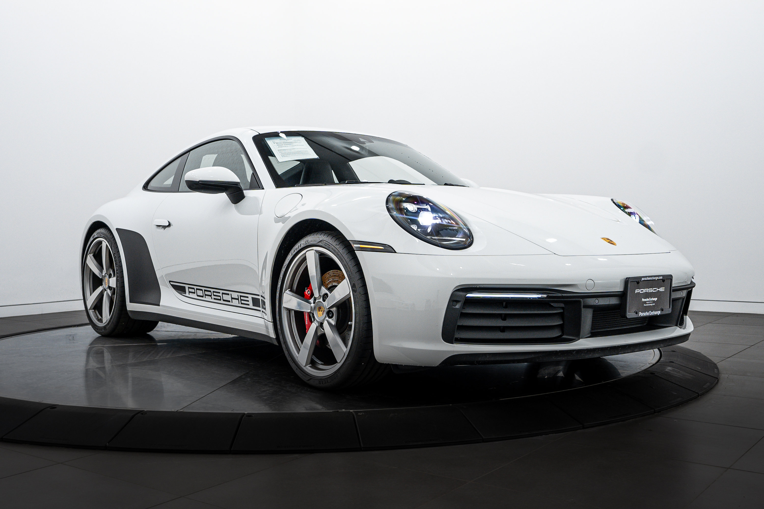Certified 2022 Porsche 911 Carrera S image 9