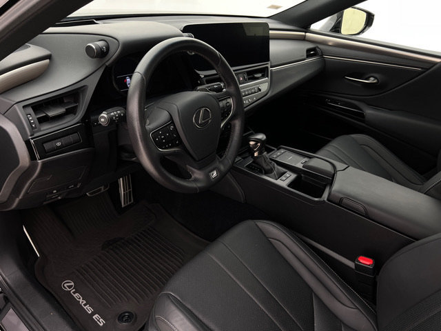 Certified 2022 Lexus ES 300h F Sport w/ Accessory Package FWD image 15