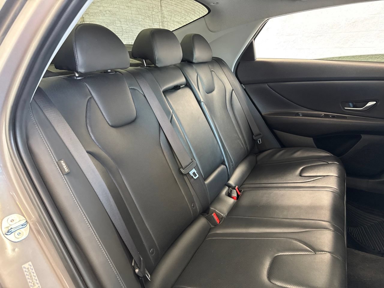 Used 2024 Hyundai Elantra Limited FWD image 40