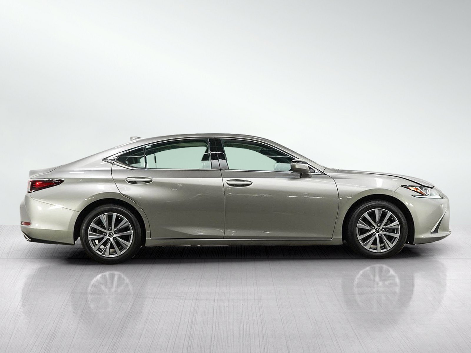 Used 2021 Lexus ES 350 FWD image 6