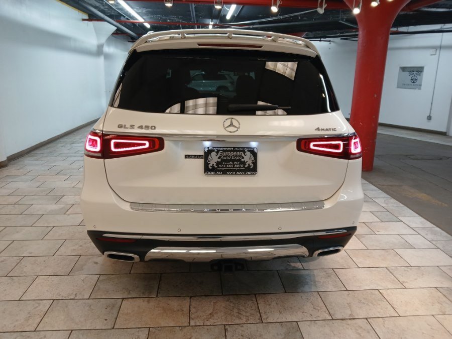 Used 2022 Mercedes-Benz GLS 450 4MATIC w/ Warmth & Comfort Package image 5