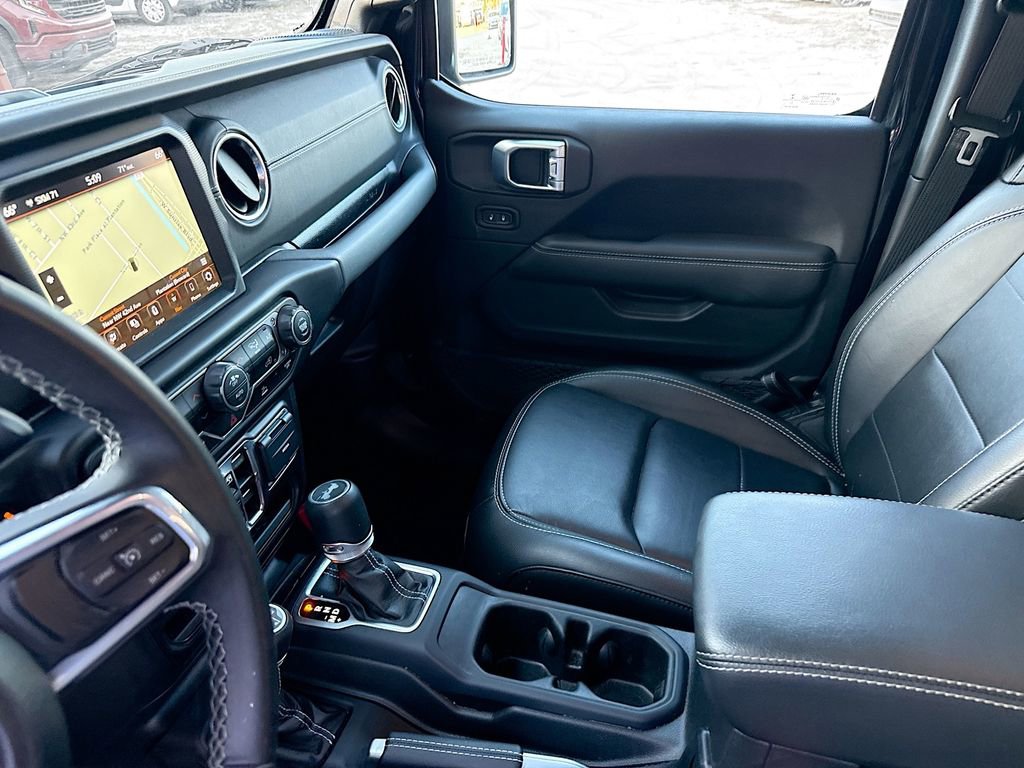Used 2021 Jeep Wrangler Unlimited Sahara AWD/4WD image 25
