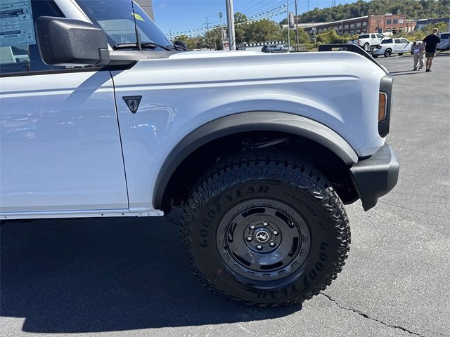 New 2025 Ford Bronco 2-Door w/ Sasquatch Package image 2