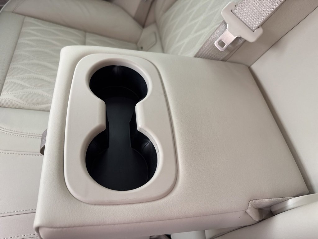 Used 2021 Buick Envision Avenir image 55