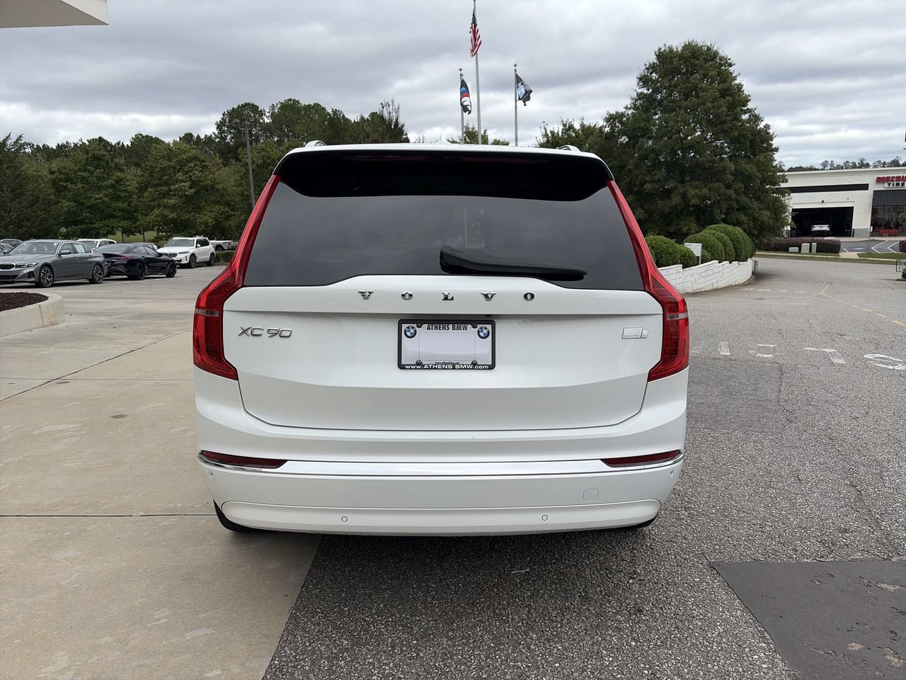 Used 2023 Volvo XC90 T8 Ultimate AWD/4WD image 7