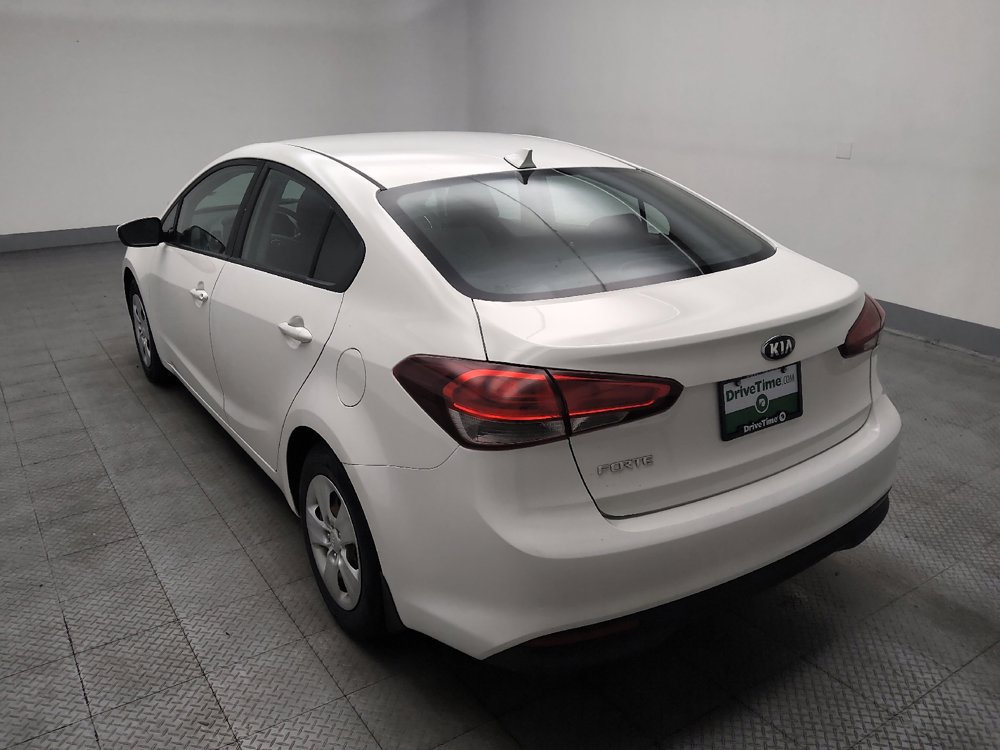 Used 2018 Kia Forte LX FWD image 5